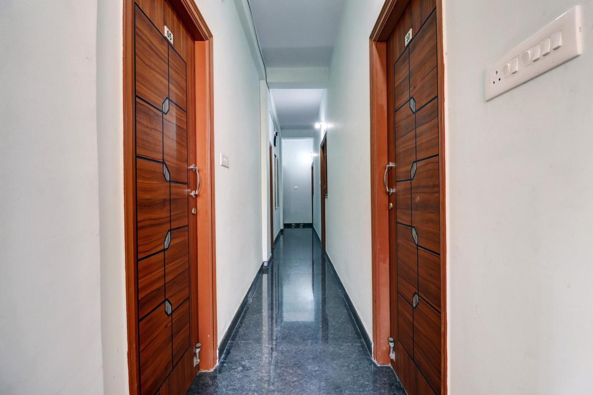 Super Hotel O Pm Hotels Бангалор Екстериор снимка
